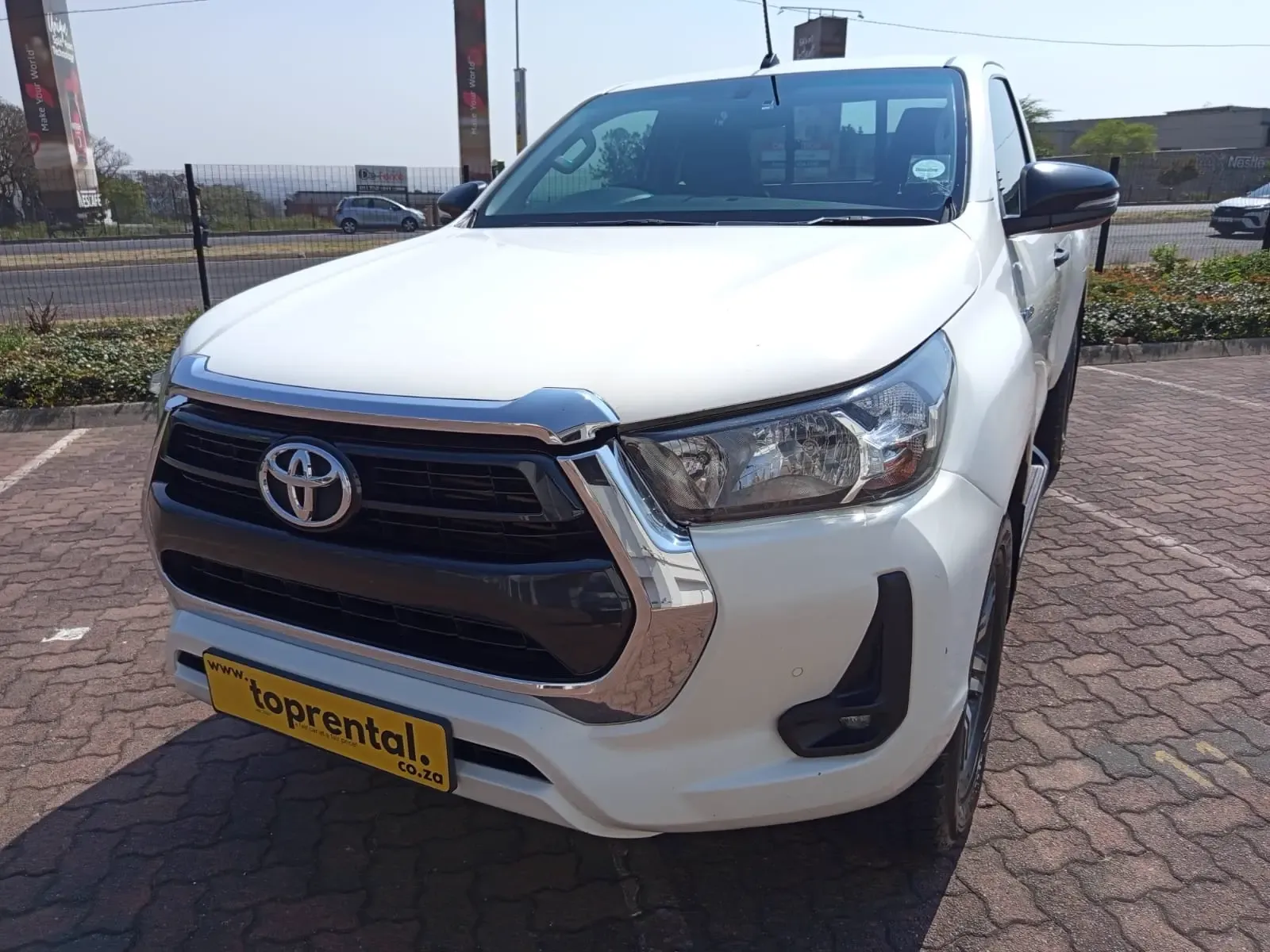 2021 TOYOTA HILUX 2.4 S/C  